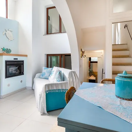 Villa Sa Barchitta A Nella Baia Di Porto Luna *