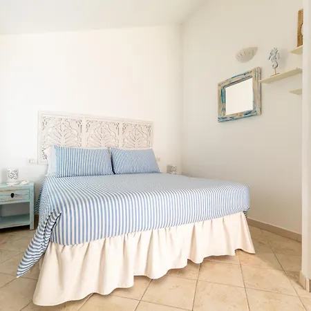 Sa Barchitta A Nella Baia Di Porto Luna Villa Simius